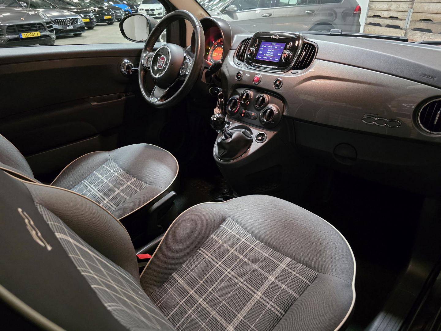 Fiat 500 0.9 TwinAir Turbo Lounge Pano BLuetooth Navigatie lm