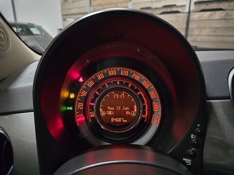 Fiat 500 0.9 TwinAir Turbo Lounge Pano BLuetooth Navigatie lm