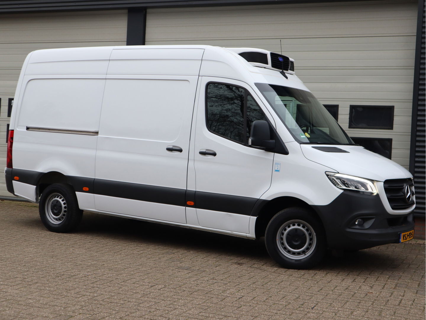 Mercedes-Benz Sprinter 317 CDI 1.9 Automaat L2H2 RWD Koel-Vries Koeling - Dacht & Nacht - RWD - MBUX - LED - Koelwagen