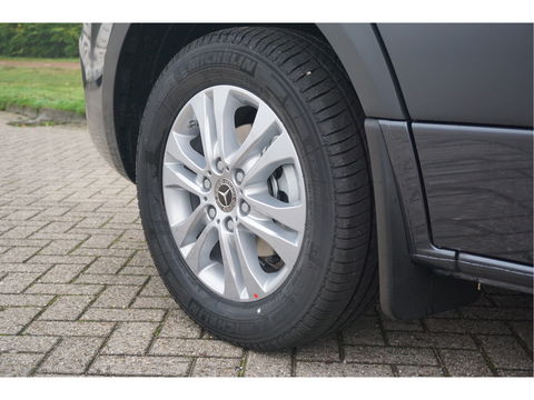 Mercedes-Benz Sprinter 319CDI Select L2H2 BPM VRIJ!! 10.25" Mbux, ACC, LED, 17" LM!! NR. 686