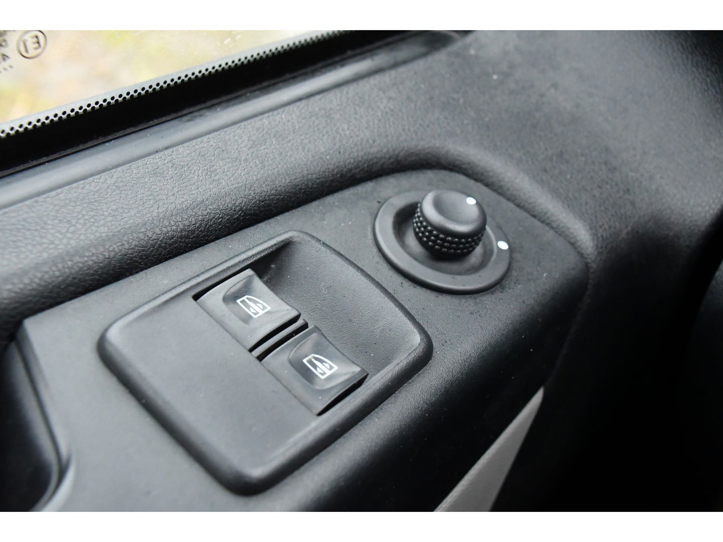 Renault Trafic 1.6 dCi T29 L2H1 DC PB Edition Camera, Sensoren, NAVI, 145PK, 2 x Schuifdeur, Multimedia, UNIEK!