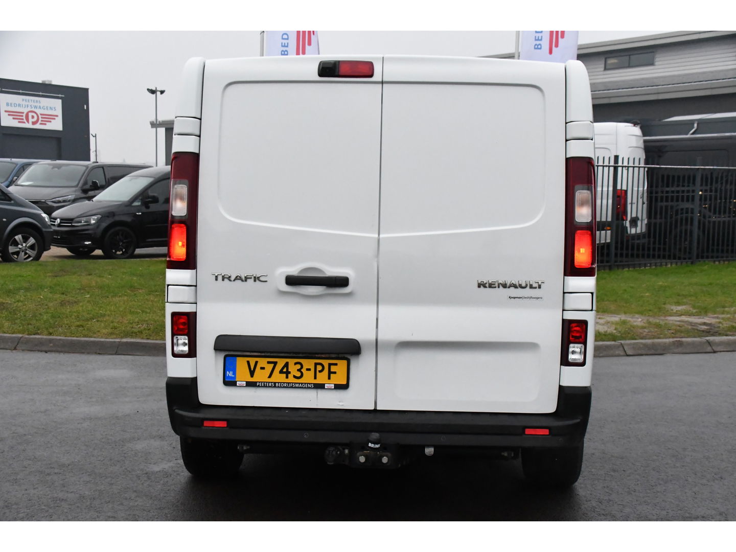 Renault Trafic 1.6 dCi T29 L2H1 DC PB Edition Camera, Sensoren, NAVI, 145PK, 2 x Schuifdeur, Multimedia, UNIEK!