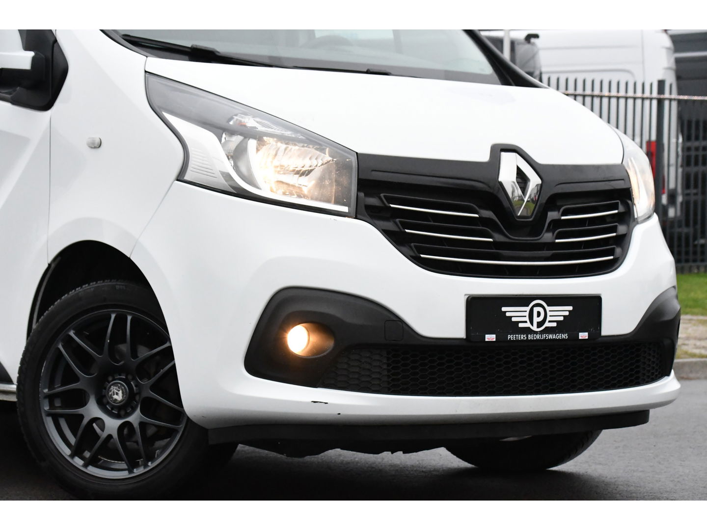 Renault Trafic 1.6 dCi T29 L2H1 DC PB Edition Camera, Sensoren, NAVI, 145PK, 2 x Schuifdeur, Multimedia, UNIEK!