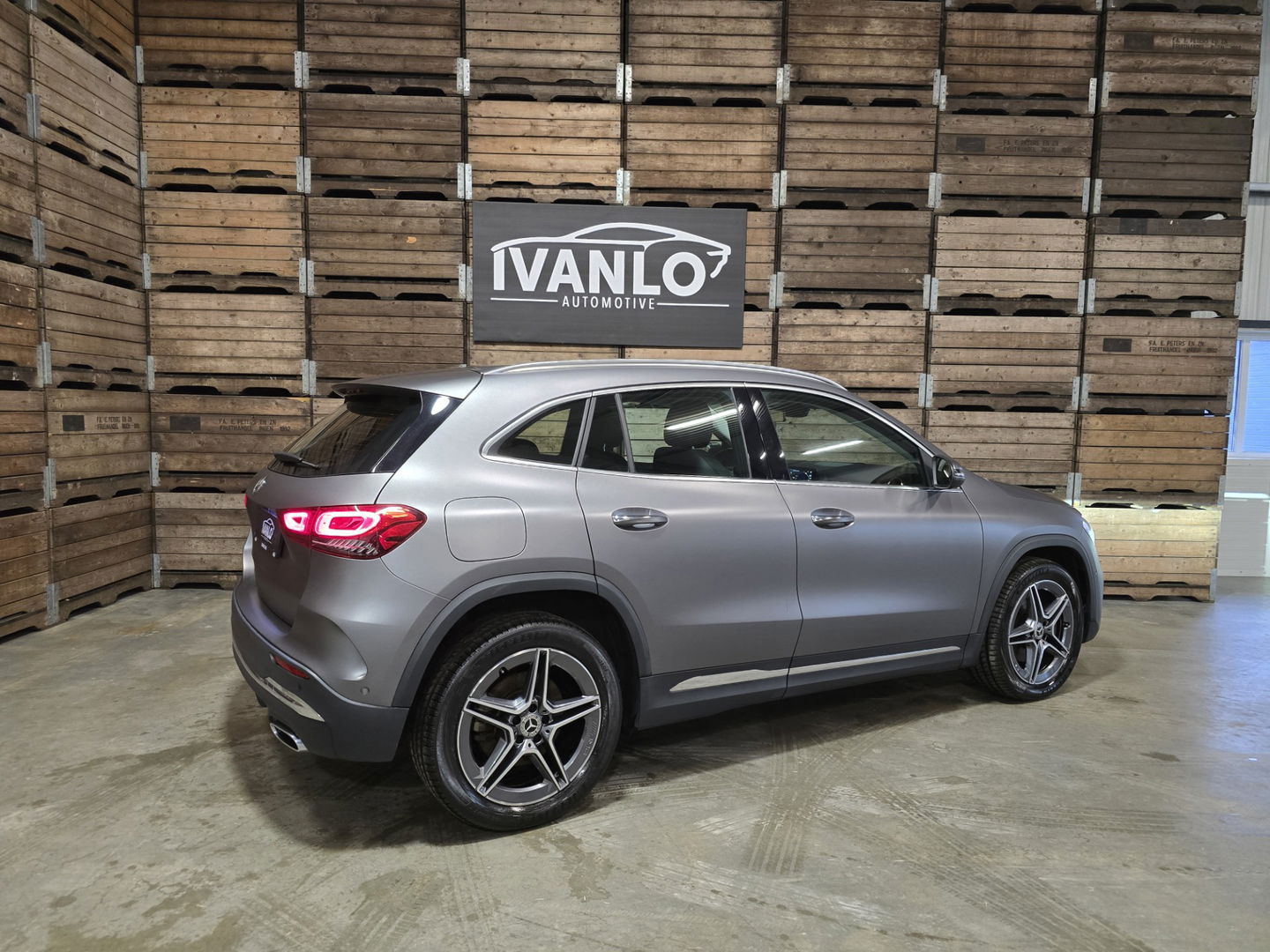 Mercedes-Benz GLA 250 e AMG Line Pano Led Mountaingrau Navi Clima Cruise 19"LM
