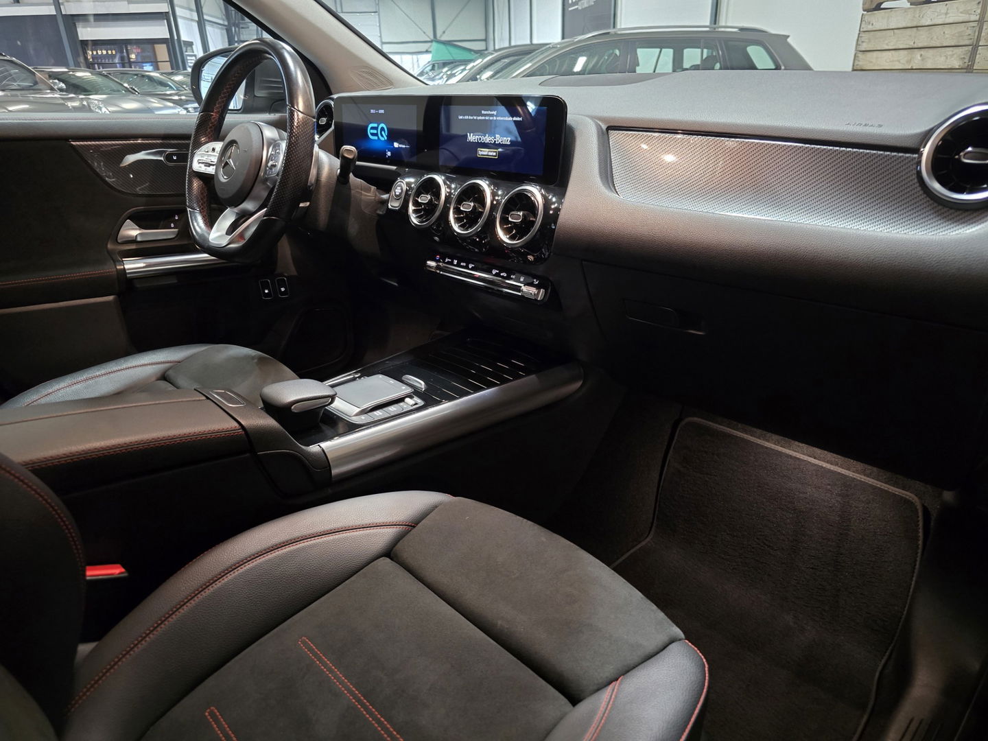 Mercedes-Benz GLA 250 e AMG Line Pano Led Mountaingrau Navi Clima Cruise 19"LM