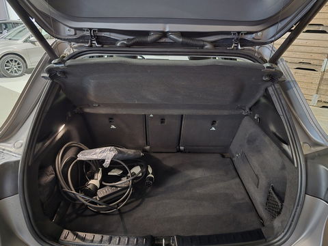 Mercedes-Benz GLA 250 e AMG Line Pano Led Mountaingrau Navi Clima Cruise 19"LM