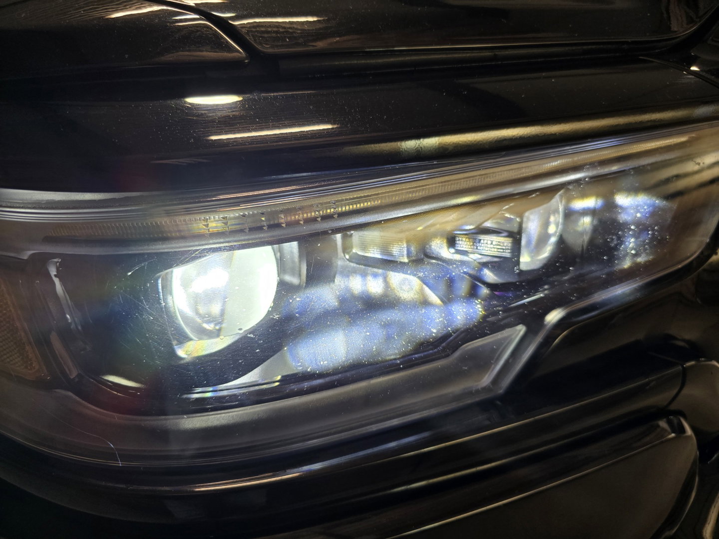 Dodge Ram 1500 5.7 V8 4x4 Crew Cab Limited Pano Leder Navi Clima 22"LM