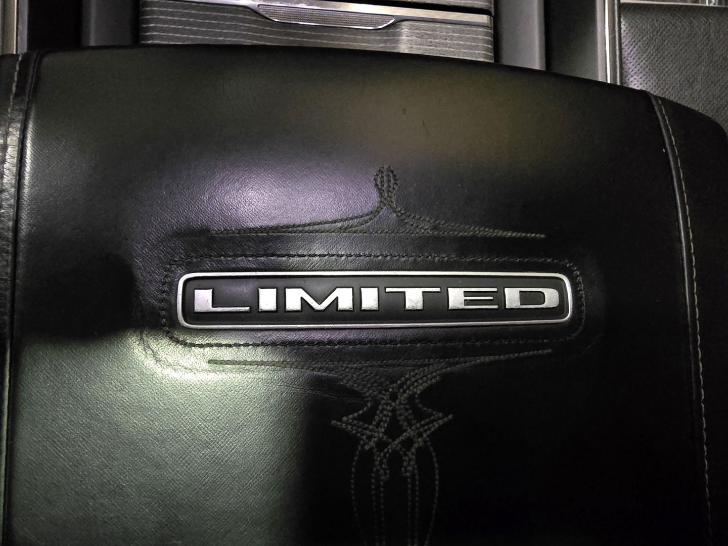 Dodge Ram 1500 5.7 V8 4x4 Crew Cab Limited Pano Leder Navi Clima 22"LM