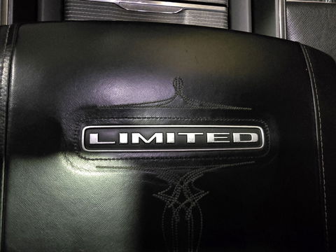 Dodge Ram 1500 5.7 V8 4x4 Crew Cab Limited Pano Leder Navi Clima 22"LM