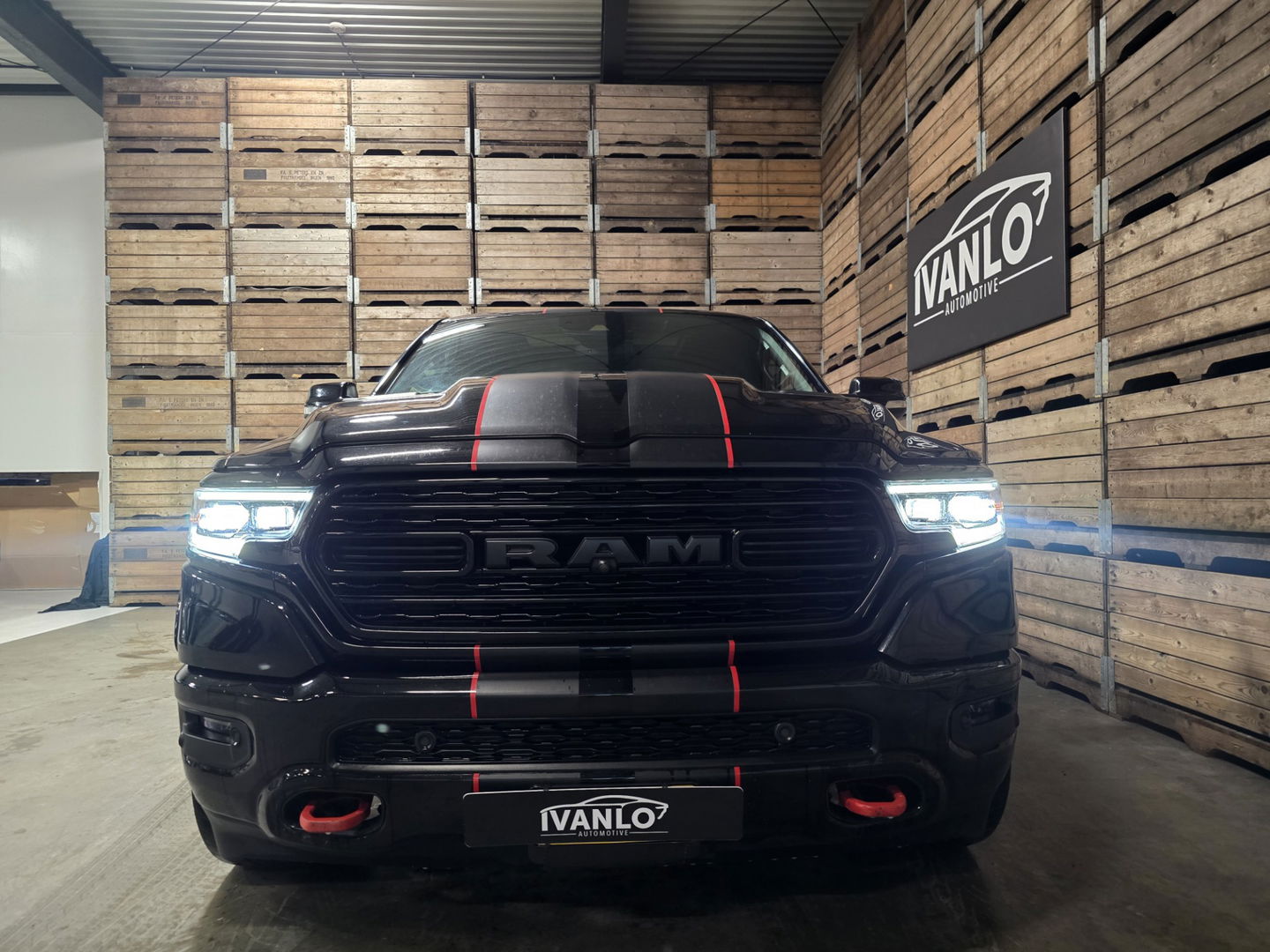 Dodge Ram 1500 5.7 V8 4x4 Crew Cab Limited Pano Leder Navi Clima 22"LM