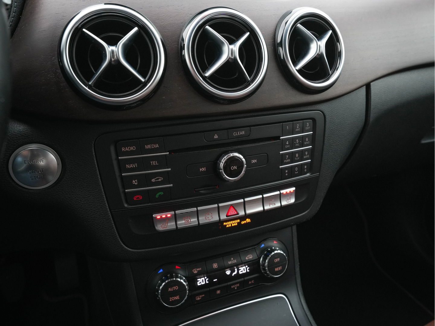 Mercedes-Benz B-Klasse Electric Drive Prestige Style-Pack 28 kWh [ 3-Fase ] *FULL-LEATHER | XENON | NAVI-FULLMAP | CAMERA | COMFORT-SEATS | ECC | PDC | CRUISE | DAB | HEATED-SEATS |  17 "ALU*