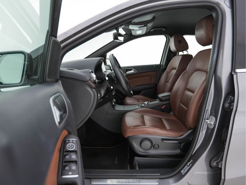 Mercedes-Benz B-Klasse Electric Drive Prestige Style-Pack 28 kWh [ 3-Fase ] *FULL-LEATHER | XENON | NAVI-FULLMAP | CAMERA | COMFORT-SEATS | ECC | PDC | CRUISE | DAB | HEATED-SEATS |  17 "ALU*