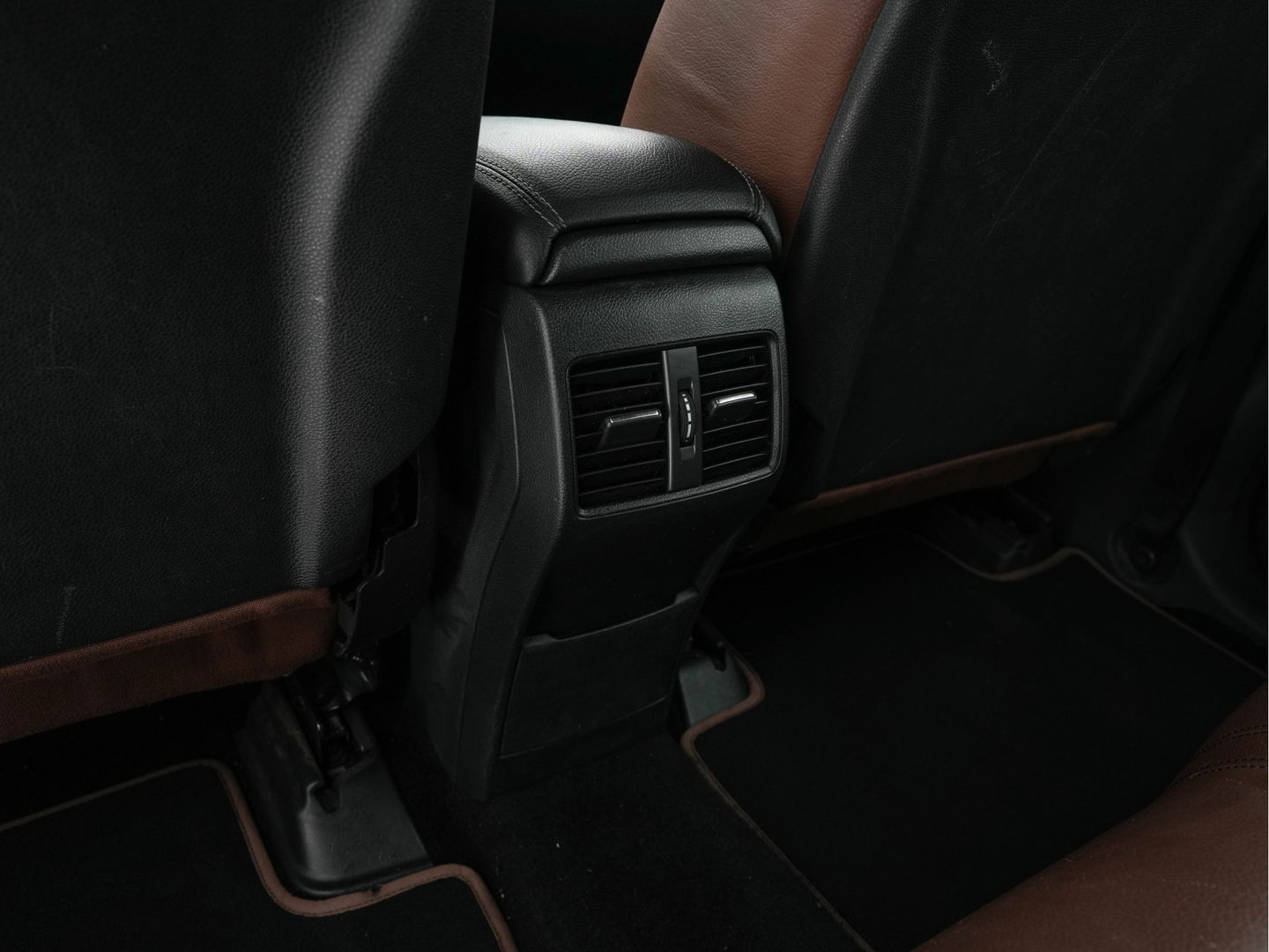 Mercedes-Benz B-Klasse Electric Drive Prestige Style-Pack 28 kWh [ 3-Fase ] *FULL-LEATHER | XENON | NAVI-FULLMAP | CAMERA | COMFORT-SEATS | ECC | PDC | CRUISE | DAB | HEATED-SEATS |  17 "ALU*