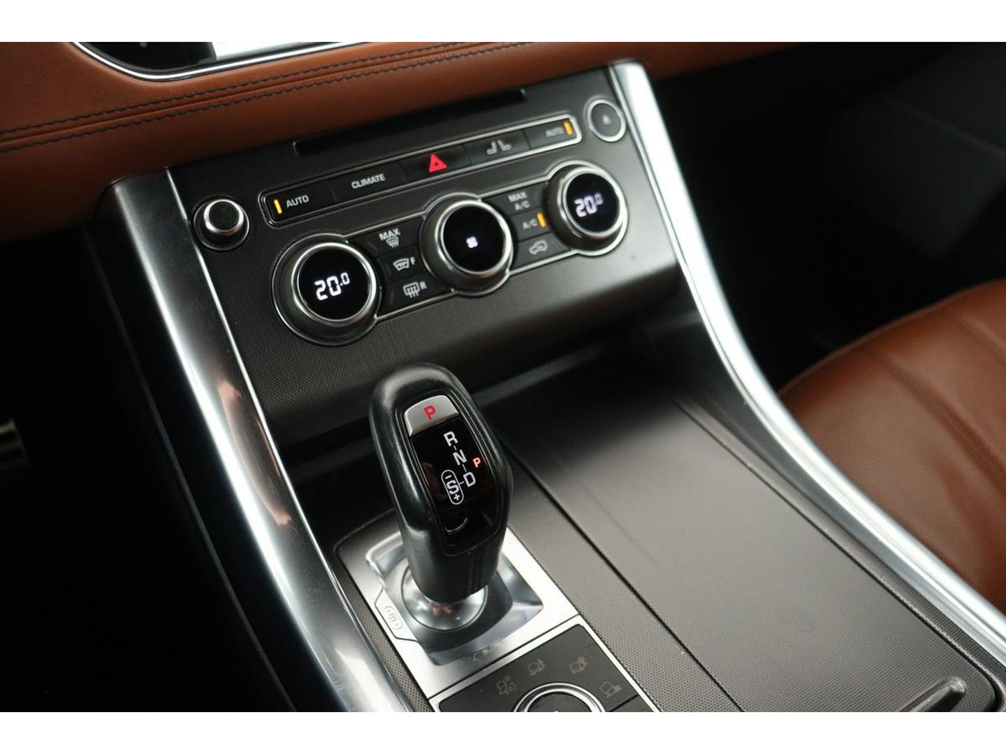 Land Rover Range Rover Sport 5.0 V8 SC HSE Dynamic | Panoramadak | Leder | Stoelventilatie | Meridian Sound | Head-Up | Camera | Xenon | Keyless | Navigatie | Stoel & stuurverwarming