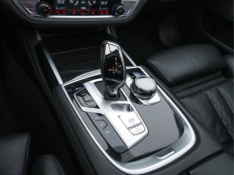 BMW 7 Serie 730d xDrive High Executive M-Sportpack Aut. *PANO | NAPPA-FULL-LEATHER | HARMAN/KARDON-SURROUND | SOFT-CLOSE | HEAD-UP | ADAPT.CRUISE | FULL-LED | MEMORY-PACK | SURROUND-VIEW | DIGI-COCKPIT | BLIS | DAB+ | AMBIENT-LIGHT | 20''ALU*