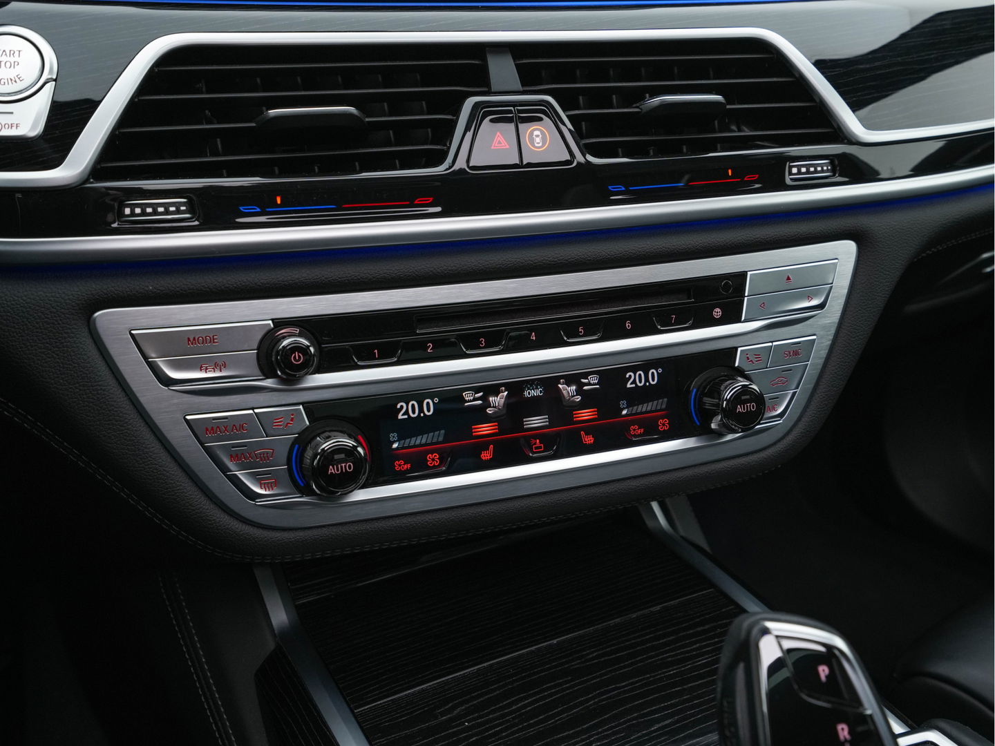 BMW 7 Serie 730d xDrive High Executive M-Sportpack Aut. *PANO | NAPPA-FULL-LEATHER | HARMAN/KARDON-SURROUND | SOFT-CLOSE | HEAD-UP | ADAPT.CRUISE | FULL-LED | MEMORY-PACK | SURROUND-VIEW | DIGI-COCKPIT | BLIS | DAB+ | AMBIENT-LIGHT | 20''ALU*