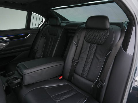 BMW 7 Serie 730d xDrive High Executive M-Sportpack Aut. *PANO | NAPPA-FULL-LEATHER | HARMAN/KARDON-SURROUND | SOFT-CLOSE | HEAD-UP | ADAPT.CRUISE | FULL-LED | MEMORY-PACK | SURROUND-VIEW | DIGI-COCKPIT | BLIS | DAB+ | AMBIENT-LIGHT | 20''ALU*