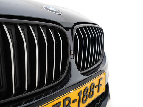BMW 7 Serie 730d xDrive High Executive M-Sportpack Aut. *PANO | NAPPA-FULL-LEATHER | HARMAN/KARDON-SURROUND | SOFT-CLOSE | HEAD-UP | ADAPT.CRUISE | FULL-LED | MEMORY-PACK | SURROUND-VIEW | DIGI-COCKPIT | BLIS | DAB+ | AMBIENT-LIGHT | 20''ALU*