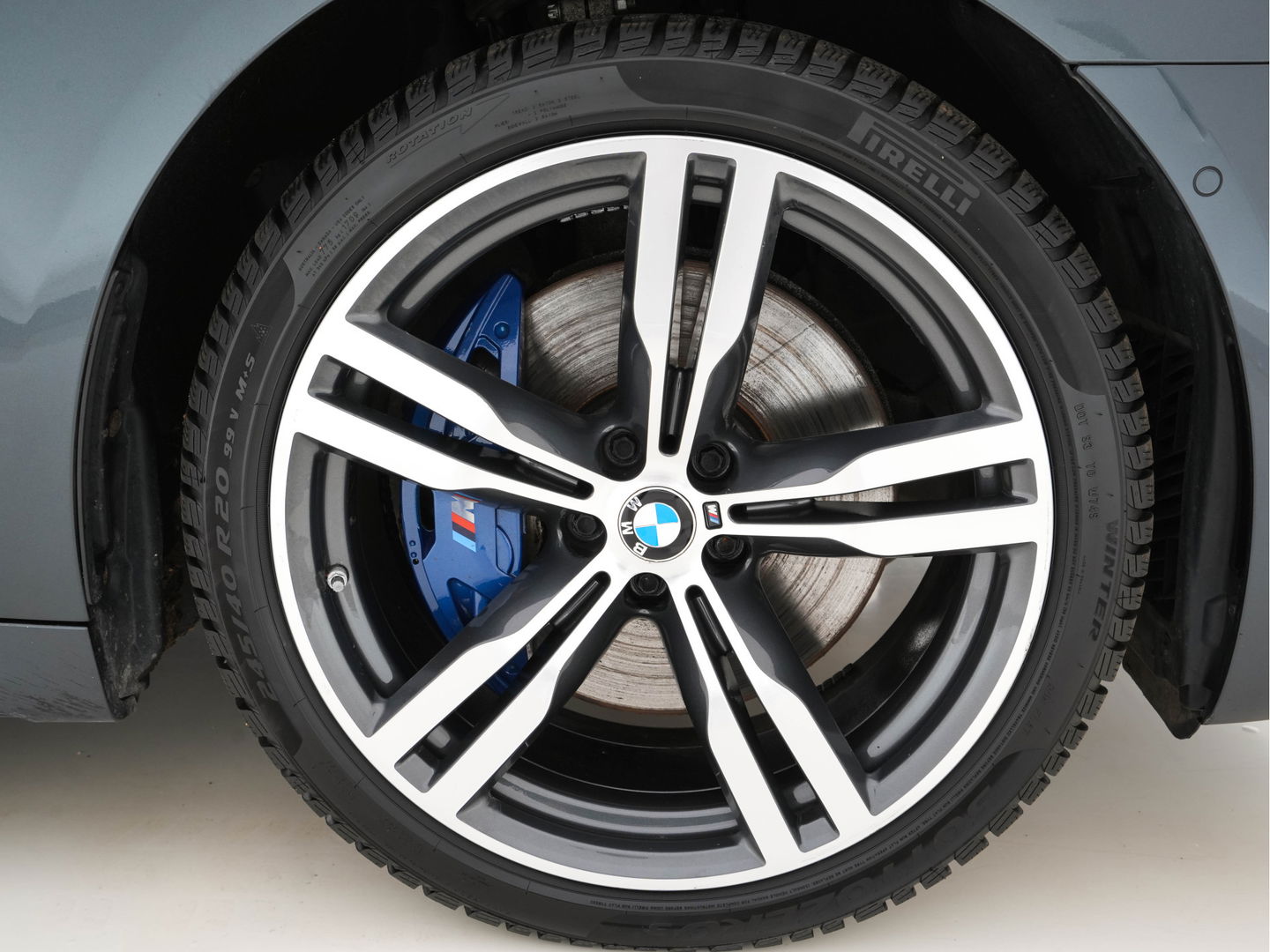 BMW 7 Serie 730d xDrive High Executive M-Sportpack Aut. *PANO | NAPPA-FULL-LEATHER | HARMAN/KARDON-SURROUND | SOFT-CLOSE | HEAD-UP | ADAPT.CRUISE | FULL-LED | MEMORY-PACK | SURROUND-VIEW | DIGI-COCKPIT | BLIS | DAB+ | AMBIENT-LIGHT | 20''ALU*