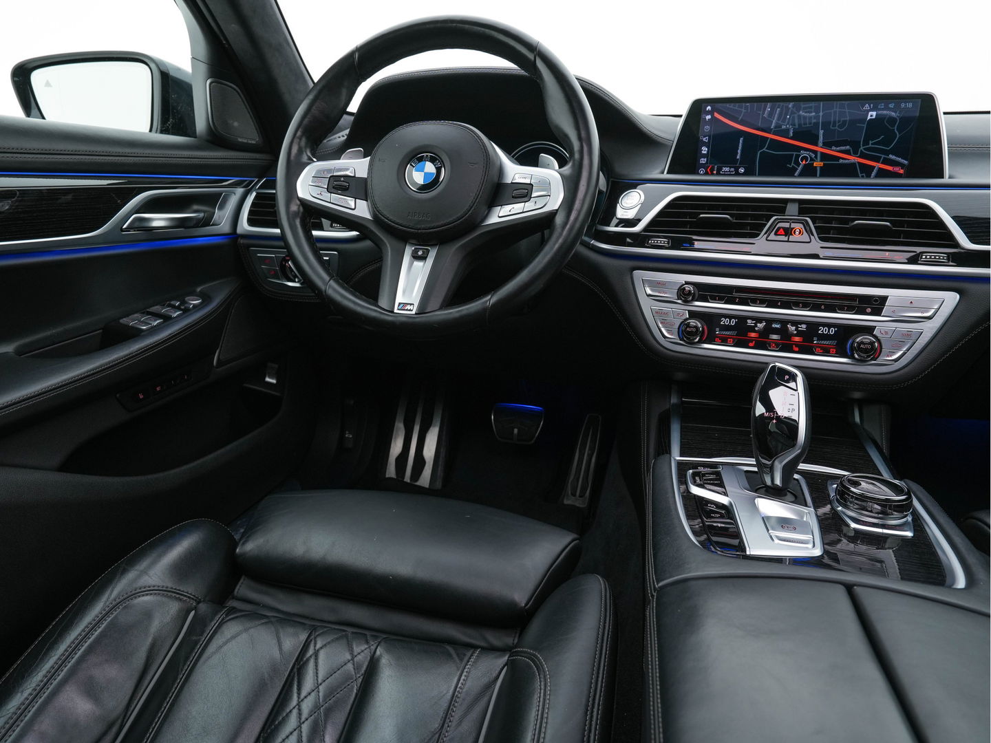 BMW 7 Serie 730d xDrive High Executive M-Sportpack Aut. *PANO | NAPPA-FULL-LEATHER | HARMAN/KARDON-SURROUND | SOFT-CLOSE | HEAD-UP | ADAPT.CRUISE | FULL-LED | MEMORY-PACK | SURROUND-VIEW | DIGI-COCKPIT | BLIS | DAB+ | AMBIENT-LIGHT | 20''ALU*