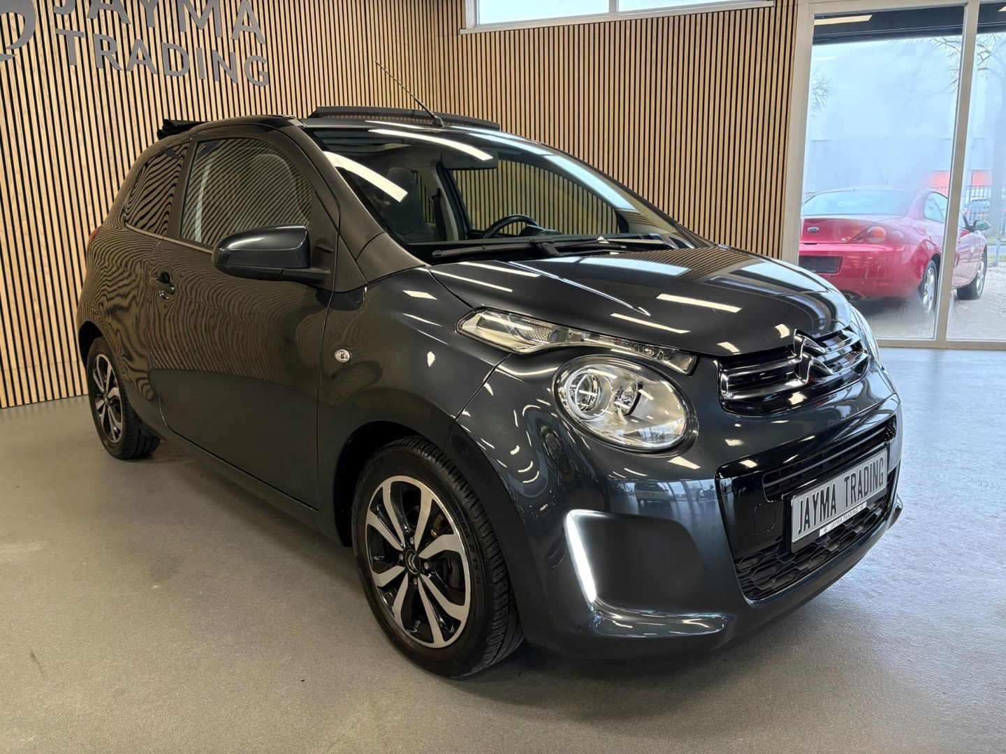 Citroën C1 1.2 PureTech Airscape Shine , Nieuwe Apk !!