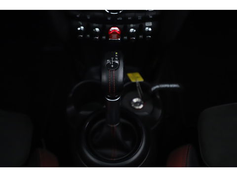 MINI Mini 2.0 John Cooper Works Chili 286PK Automaat Panoramadak Keyless Navigatie Camera Sportstoelen Draadloos Carplay Klep Uitlaat Downpipe Eventuri Intake Head Up Display Stoelverwarming