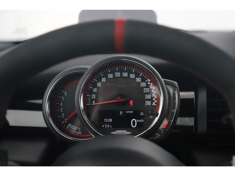 MINI Mini 2.0 John Cooper Works Chili 286PK Automaat Panoramadak Keyless Navigatie Camera Sportstoelen Draadloos Carplay Klep Uitlaat Downpipe Eventuri Intake Head Up Display Stoelverwarming