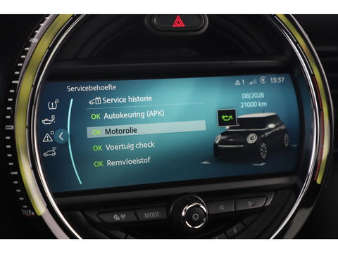 MINI Mini 2.0 John Cooper Works Chili 286PK Automaat Panoramadak Keyless Navigatie Camera Sportstoelen Draadloos Carplay Klep Uitlaat Downpipe Eventuri Intake Head Up Display Stoelverwarming