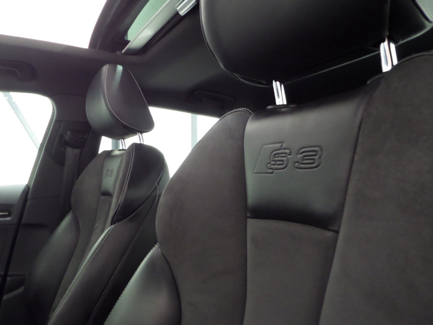 Audi S3 Sportback 2.0 TFSI Quattro Pro Line Plus "Origineel NL!" Automaat! Pano B&O Leer/Alcantara, van 2e eigenaar in nieuwstaat!