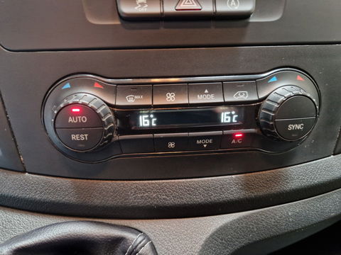 Mercedes-Benz Vito 114 CDI Extra Lang PDC Navi Camera Airco