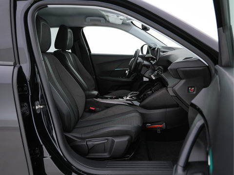 Peugeot e-2008 EV Blue Lease Allure 50 kWh [ 3-Fase ] (INCL-BTW) Aut. *DIGI-COCKPIT | ADAPT.CRUISE | FULL-LED | 1/2-LEATHER| KEYLESS | CAMERA | NAVI-FULLMAP | LANE-ASSIST | ECC | PDC | DAB + | SPORT-SEATS | 17''ALU*