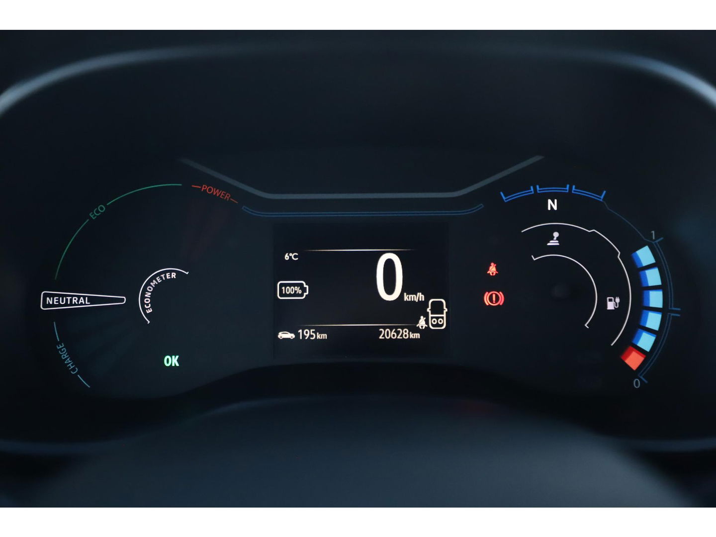Dacia Spring Business 27 kWh Automaat Leder Navigatie Camera Airco Cruise 14 inch LMV Elektrische Ramen Dealer Onderhouden!