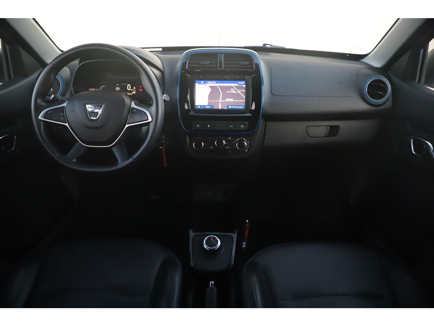 Dacia Spring Business 27 kWh Automaat Leder Navigatie Camera Airco Cruise 14 inch LMV Elektrische Ramen Dealer Onderhouden!
