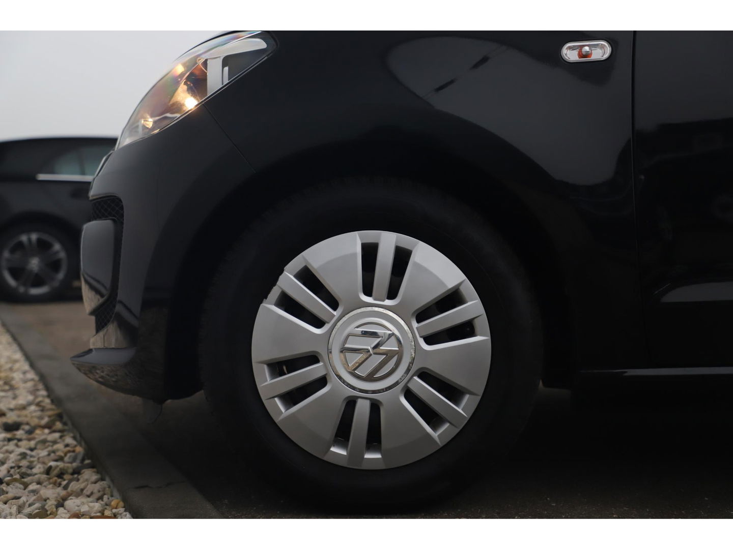Volkswagen up! 1.0 move up! BlueMotion 5 Deurs Navigatie Airco Radio Bluetooth Elektrische Ramen Nette auto!