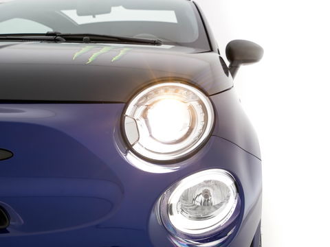 Abarth 500 C 1.4 T-Jet Yamaha Factory Racing Edition Monster [ 1 of 2000 ] *! POCKET-ROCKET ! | NAVI-FULLMAP | XENON | APP.CONNECT | SPORT-EXHAUST | DAB | SPORT-SEATS | 17"ALU*