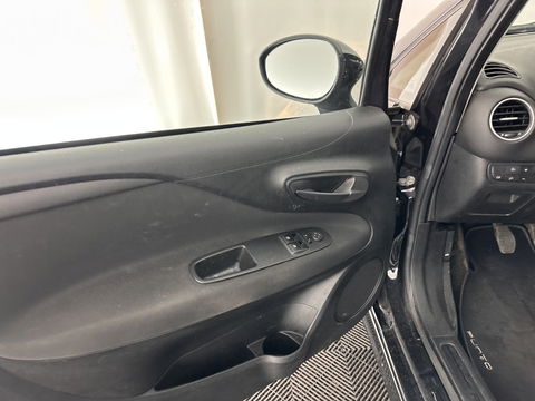 Fiat Punto Evo 1.3 M-Jet Street *AIRCO | CRUISE | COMFORT-SEATS | RADIO-CD/MP3 | 15''ALU*
