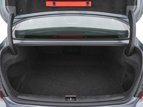 Volvo S60 2.0 B3 R-Design-Sport-Pack Aut.*LEATHER-MICROFIBRE | FULL-LED | DIGI-COCKPIT | BLIND-SPOT | CAMERA | NAVI-FULLMAP | MEMORY-PACK | LANE-ASSIST | TOWBAR | CRUISE | BLIS | APP.CONNECT | SPORT-SEATS | 18''ALU*