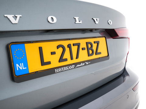 Volvo S60 2.0 B3 R-Design-Sport-Pack Aut.*LEATHER-MICROFIBRE | FULL-LED | DIGI-COCKPIT | BLIND-SPOT | CAMERA | NAVI-FULLMAP | MEMORY-PACK | LANE-ASSIST | TOWBAR | CRUISE | BLIS | APP.CONNECT | SPORT-SEATS | 18''ALU*