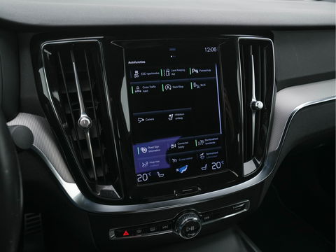 Volvo S60 2.0 B3 R-Design-Sport-Pack Aut.*LEATHER-MICROFIBRE | FULL-LED | DIGI-COCKPIT | BLIND-SPOT | CAMERA | NAVI-FULLMAP | MEMORY-PACK | LANE-ASSIST | TOWBAR | CRUISE | BLIS | APP.CONNECT | SPORT-SEATS | 18''ALU*