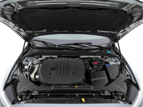 Volvo S60 2.0 B3 R-Design-Sport-Pack Aut.*LEATHER-MICROFIBRE | FULL-LED | DIGI-COCKPIT | BLIND-SPOT | CAMERA | NAVI-FULLMAP | MEMORY-PACK | LANE-ASSIST | TOWBAR | CRUISE | BLIS | APP.CONNECT | SPORT-SEATS | 18''ALU*