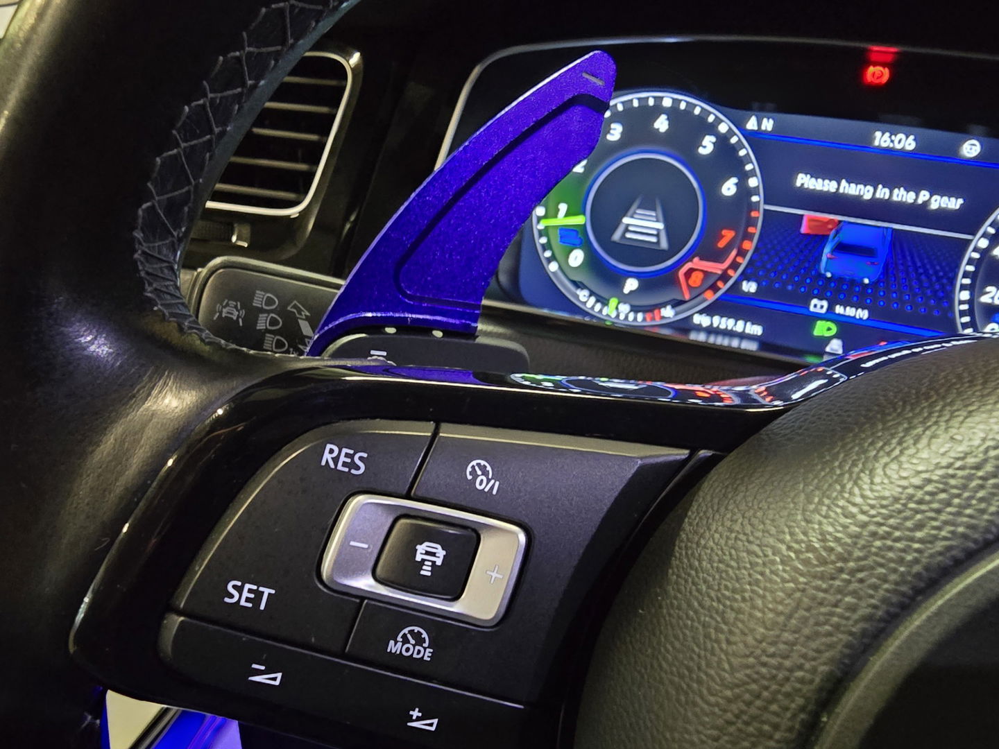 Volkswagen Golf 2.0 TSI R 4Motion Pano LED Leder Clima Camera Navi LM