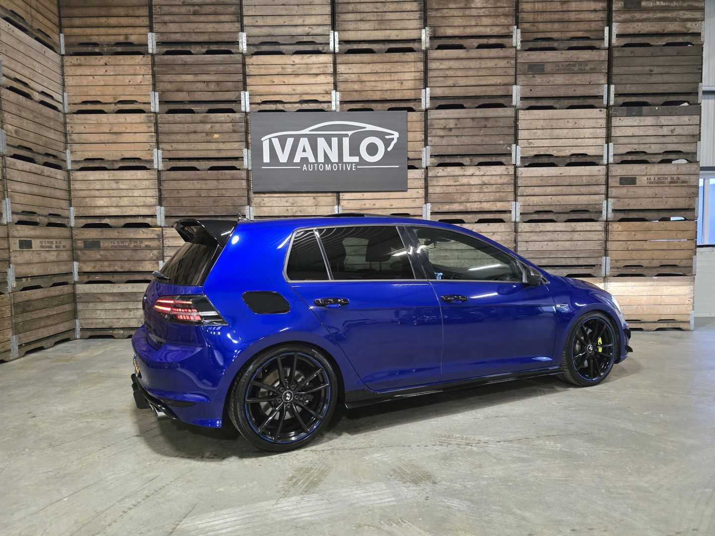 Volkswagen Golf 2.0 TSI R 4Motion Pano LED Leder Clima Camera Navi LM