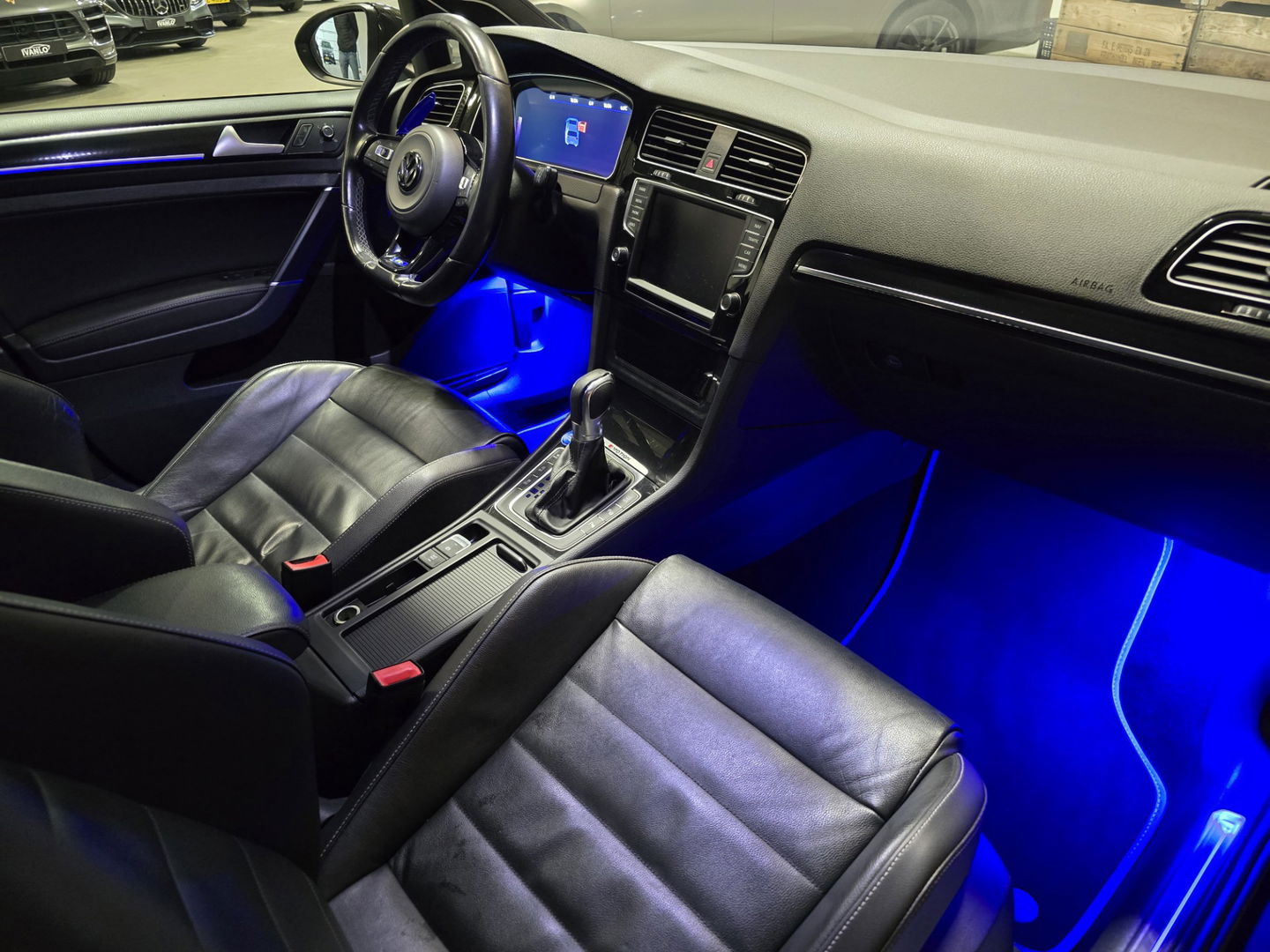 Volkswagen Golf 2.0 TSI R 4Motion Pano LED Leder Clima Camera Navi LM