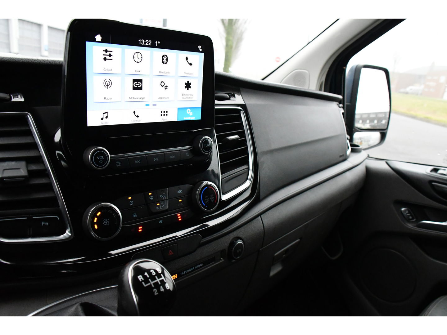 Ford Transit Custom 310 2.0 TDCI L2H1 Sport Cruise, Carplay, 170PK, Multimedia, Sensoren, Stoelverwarming, UNIEK!
