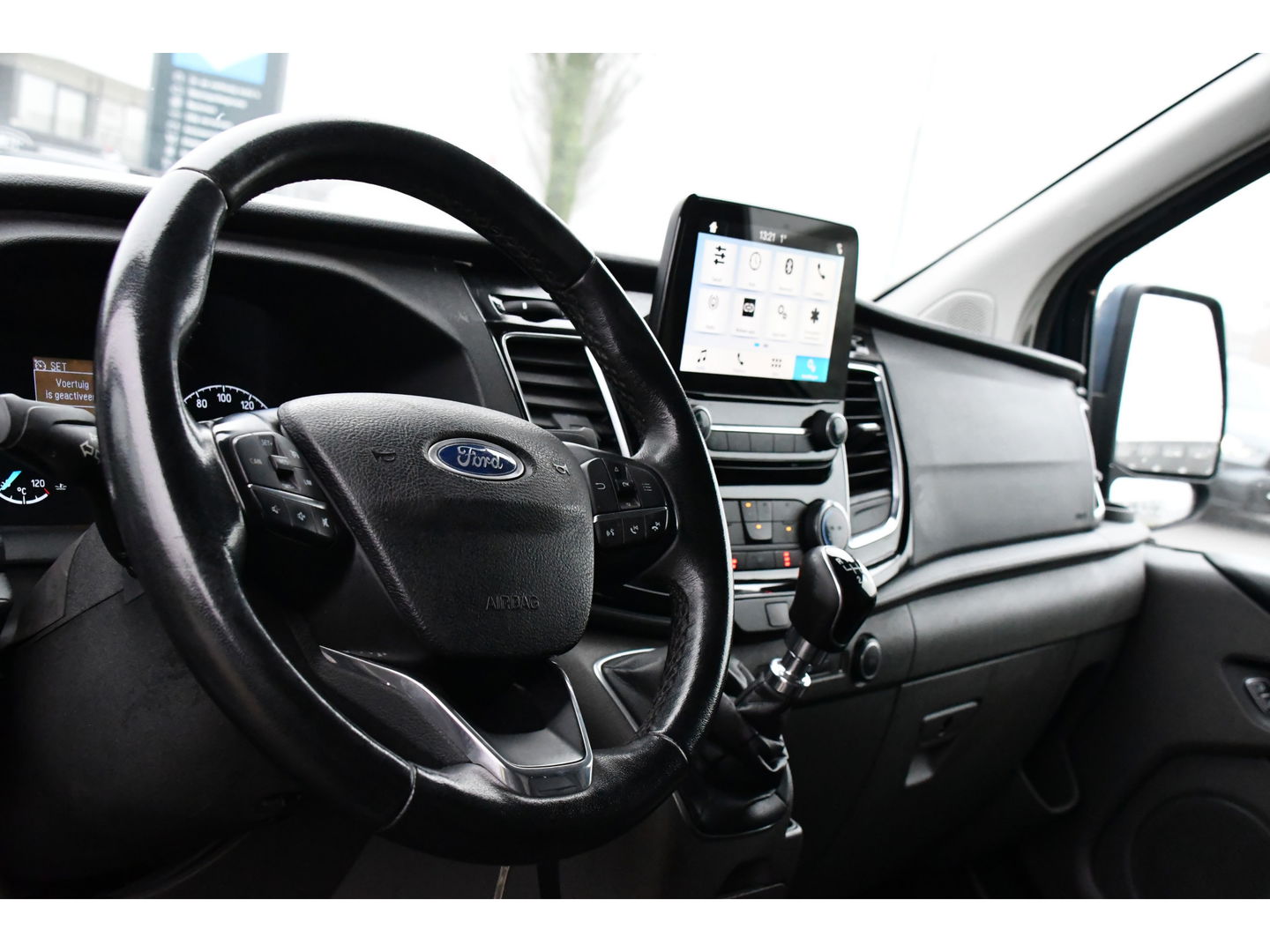 Ford Transit Custom 310 2.0 TDCI L2H1 Sport Cruise, Carplay, 170PK, Multimedia, Sensoren, Stoelverwarming, UNIEK!