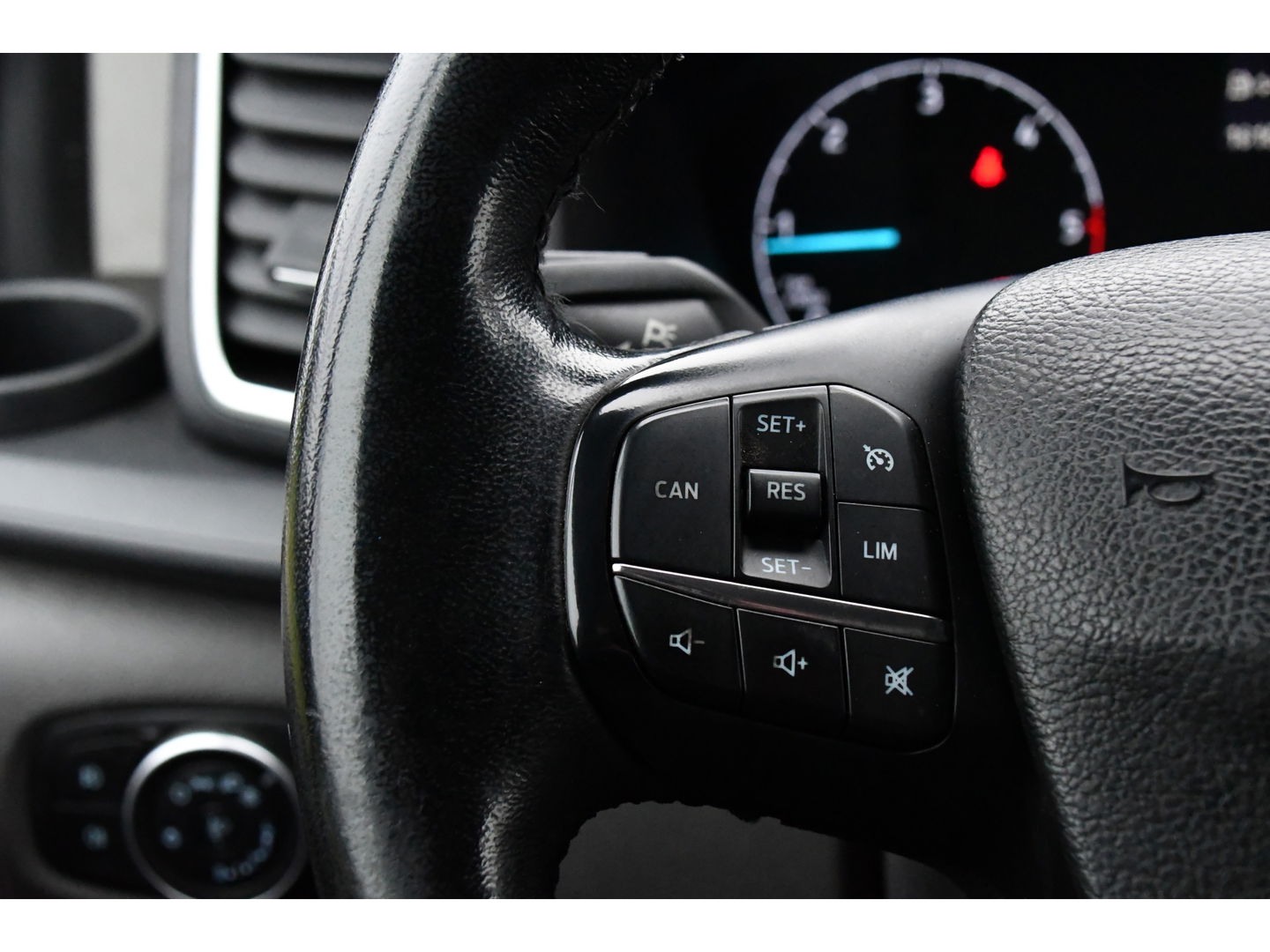 Ford Transit Custom 310 2.0 TDCI L2H1 Sport Cruise, Carplay, 170PK, Multimedia, Sensoren, Stoelverwarming, UNIEK!