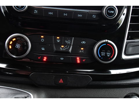 Ford Transit Custom 310 2.0 TDCI L2H1 Sport Cruise, Carplay, 170PK, Multimedia, Sensoren, Stoelverwarming, UNIEK!