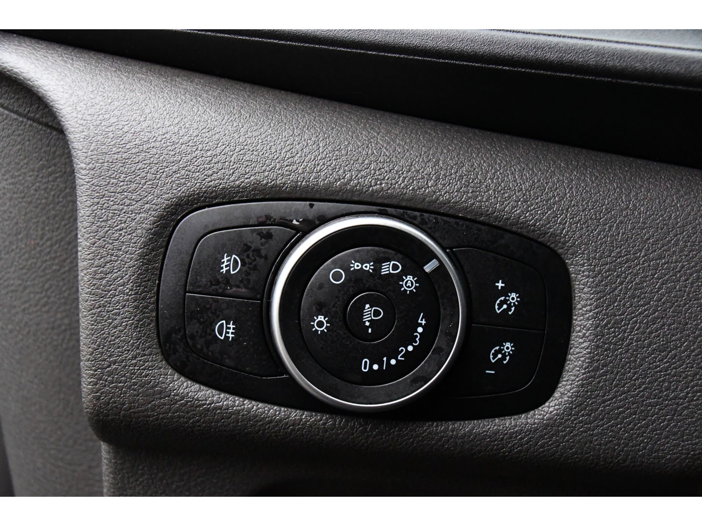 Ford Transit Custom 310 2.0 TDCI L2H1 Sport Cruise, Carplay, 170PK, Multimedia, Sensoren, Stoelverwarming, UNIEK!