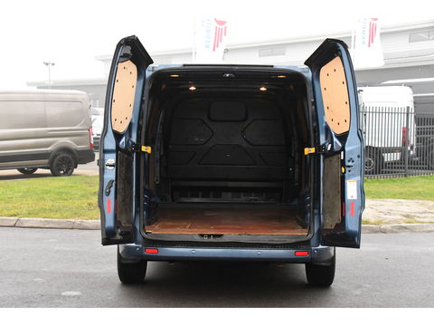 Ford Transit Custom 310 2.0 TDCI L2H1 Sport Cruise, Carplay, 170PK, Multimedia, Sensoren, Stoelverwarming, UNIEK!