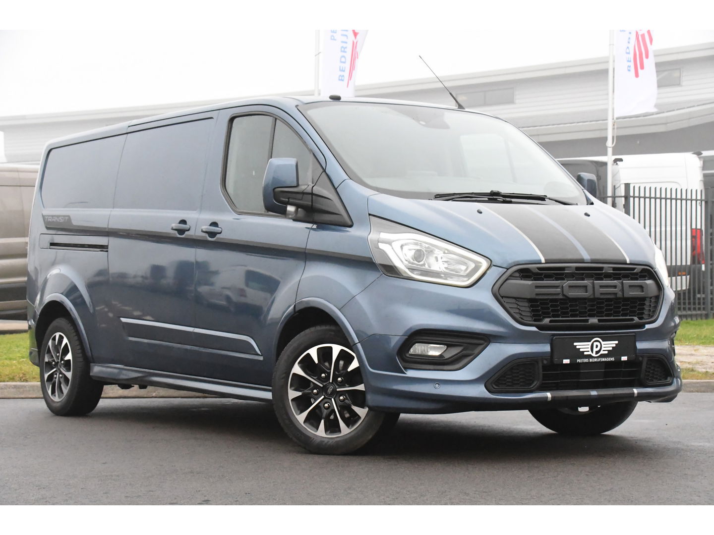 Ford Transit Custom 310 2.0 TDCI L2H1 Sport Cruise, Carplay, 170PK, Multimedia, Sensoren, Stoelverwarming, UNIEK!